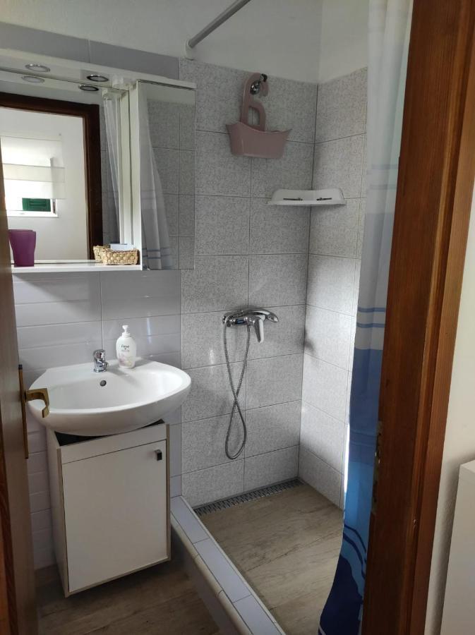 House Valun 42 Apartment Bagian luar foto